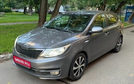 KIA Rio III рестайлинг, 2015 год, 1 050 000 рублей, 1 фотография