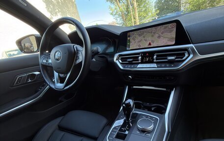 BMW 3 серия, 2021 год, 3 500 000 рублей, 14 фотография