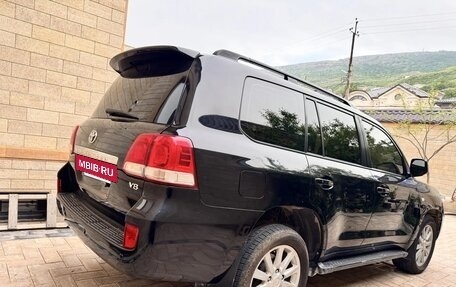 Toyota Land Cruiser 200, 2010 год, 2 600 000 рублей, 5 фотография