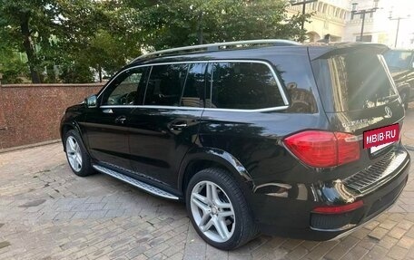 Mercedes-Benz GL-Класс, 2013 год, 2 800 000 рублей, 8 фотография