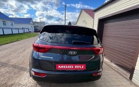 KIA Sportage IV рестайлинг, 2018 год, 1 950 000 рублей, 6 фотография