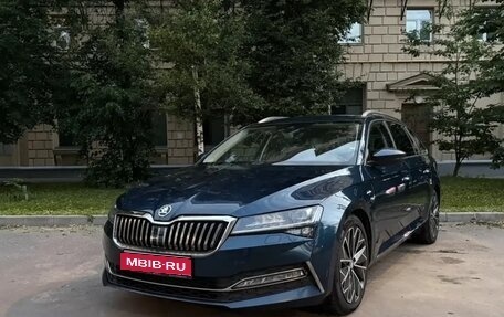 Skoda Superb III рестайлинг, 2019 год, 3 500 000 рублей, 1 фотография