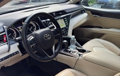 Toyota Camry, 2018 год, 2 650 000 рублей, 1 фотография