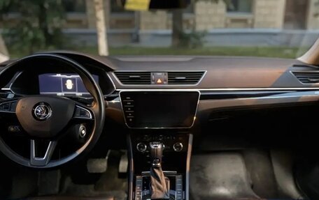 Skoda Superb III рестайлинг, 2019 год, 3 500 000 рублей, 5 фотография