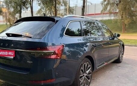 Skoda Superb III рестайлинг, 2019 год, 3 500 000 рублей, 3 фотография