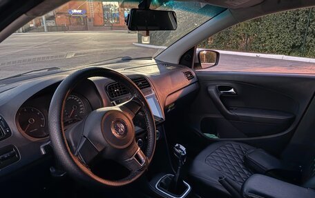 Volkswagen Polo VI (EU Market), 2011 год, 600 000 рублей, 10 фотография