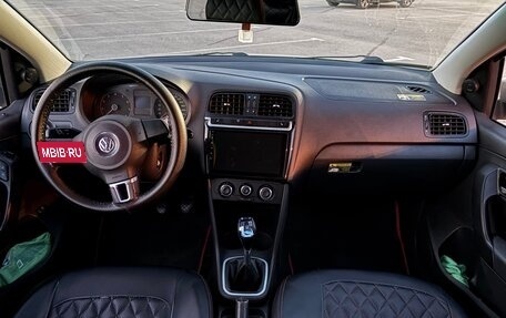 Volkswagen Polo VI (EU Market), 2011 год, 600 000 рублей, 12 фотография