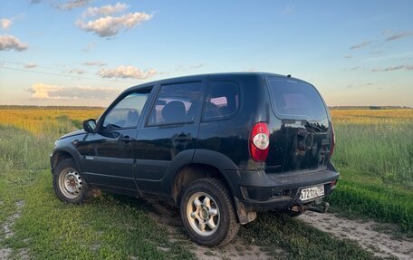 Chevrolet Niva I рестайлинг, 2012 год, 230 000 рублей, 2 фотография