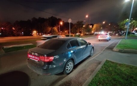Volkswagen Jetta VI, 2015 год, 1 300 000 рублей, 3 фотография