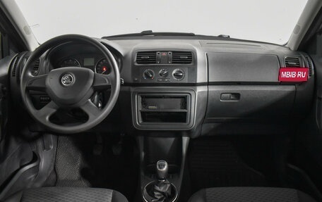 Skoda Fabia II, 2013 год, 739 000 рублей, 14 фотография