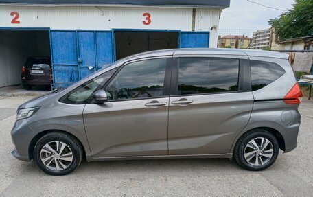 Honda Freed II, 2020 год, 1 850 000 рублей, 4 фотография