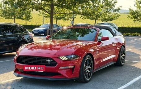 Ford Mustang VI рестайлинг, 2022 год, 4 300 000 рублей, 8 фотография