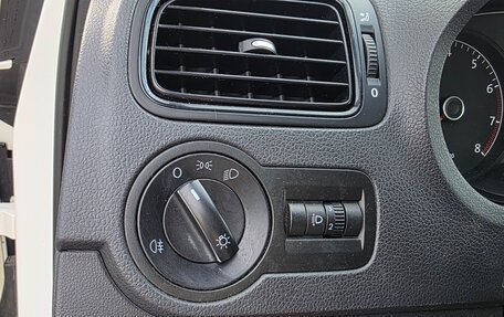 Volkswagen Polo VI (EU Market), 2011 год, 750 000 рублей, 20 фотография
