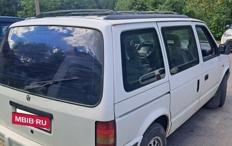 Chrysler Voyager II, 1992 год, 545 000 рублей, 8 фотография