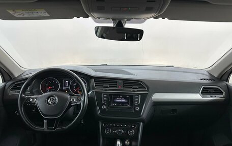 Volkswagen Tiguan II, 2017 год, 1 580 000 рублей, 5 фотография