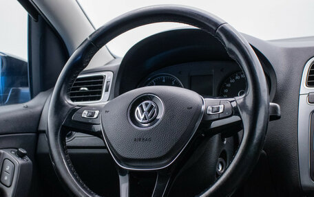 Volkswagen Polo VI (EU Market), 2017 год, 940 000 рублей, 16 фотография