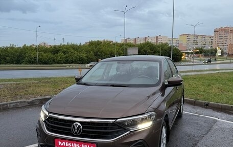 Volkswagen Polo VI (EU Market), 2022 год, 1 950 000 рублей, 1 фотография
