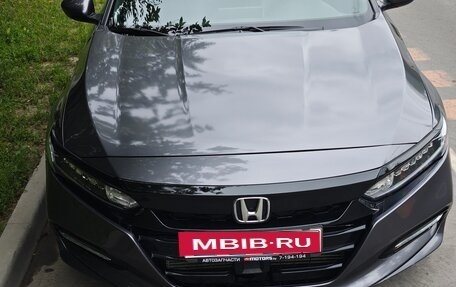 Honda Accord IX рестайлинг, 2018 год, 2 000 000 рублей, 1 фотография