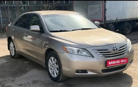Toyota Camry, 2008 год, 670 000 рублей, 1 фотография
