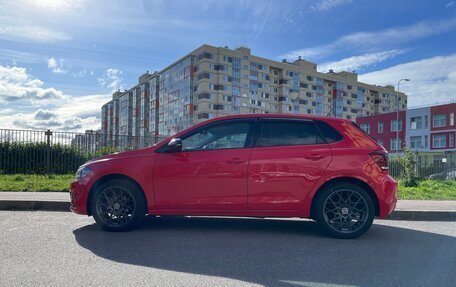 Volkswagen Polo VI (EU Market), 2018 год, 1 350 000 рублей, 3 фотография