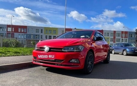 Volkswagen Polo VI (EU Market), 2018 год, 1 350 000 рублей, 2 фотография