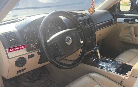 Volkswagen Touareg III, 2005 год, 800 000 рублей, 7 фотография
