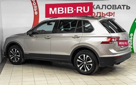 Volkswagen Tiguan II, 2020 год, 2 498 000 рублей, 7 фотография