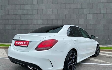 Mercedes-Benz C-Класс, 2018 год, 3 100 000 рублей, 6 фотография