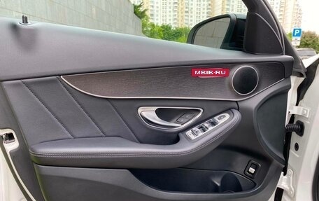 Mercedes-Benz C-Класс, 2018 год, 3 100 000 рублей, 15 фотография