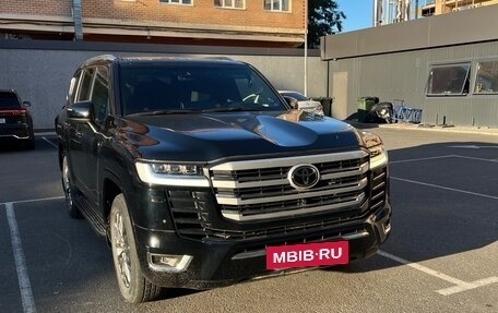 Toyota Land Cruiser, 2022 год, 12 400 000 рублей, 2 фотография