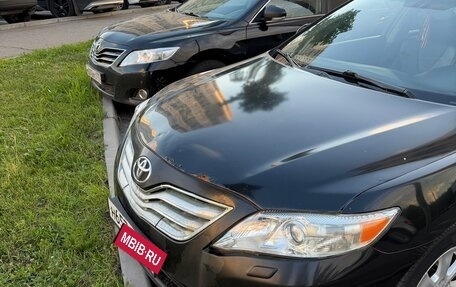 Toyota Camry, 2010 год, 1 000 000 рублей, 2 фотография