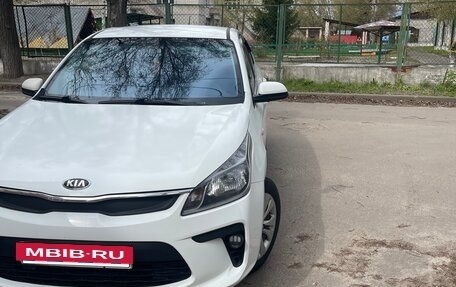 KIA Rio IV, 2018 год, 870 000 рублей, 8 фотография