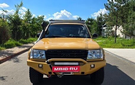 Toyota Land Cruiser 100 рестайлинг 2, 1998 год, 5 500 000 рублей, 8 фотография