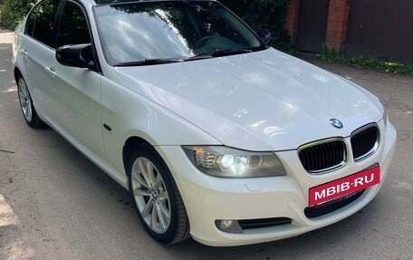 BMW 3 серия, 2011 год, 1 210 000 рублей, 2 фотография