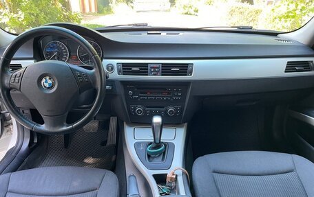BMW 3 серия, 2011 год, 1 210 000 рублей, 11 фотография