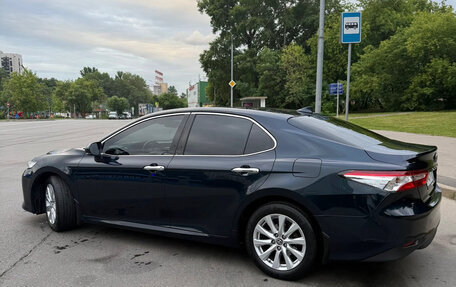 Toyota Camry, 2019 год, 2 590 000 рублей, 4 фотография