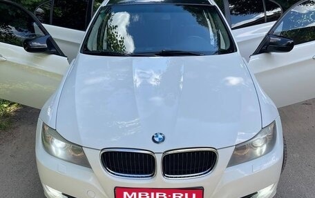 BMW 3 серия, 2011 год, 1 210 000 рублей, 20 фотография