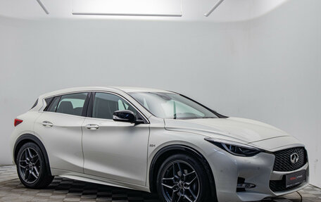Infiniti Q30, 2017 год, 2 240 000 рублей, 8 фотография