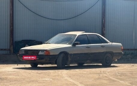 Audi 100, 1986 год, 80 000 рублей, 2 фотография