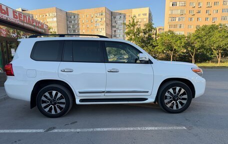Toyota Land Cruiser 200, 2013 год, 3 950 000 рублей, 4 фотография