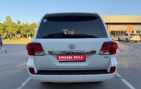 Toyota Land Cruiser 200, 2013 год, 3 950 000 рублей, 6 фотография