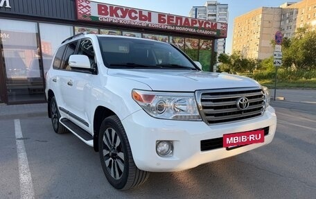 Toyota Land Cruiser 200, 2013 год, 3 950 000 рублей, 3 фотография