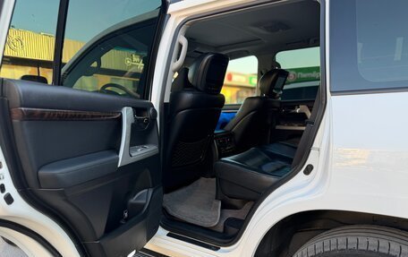Toyota Land Cruiser 200, 2013 год, 3 950 000 рублей, 10 фотография