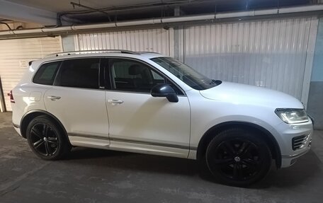 Volkswagen Touareg III, 2016 год, 2 700 000 рублей, 4 фотография