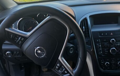 Opel Astra J, 2013 год, 670 000 рублей, 7 фотография