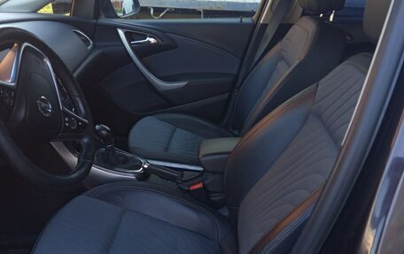 Opel Astra J, 2013 год, 670 000 рублей, 8 фотография