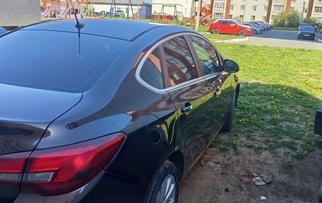Opel Astra J, 2013 год, 670 000 рублей, 6 фотография