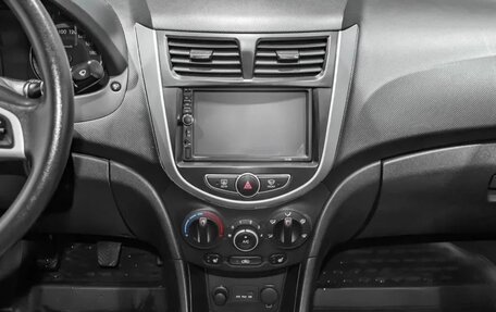 Hyundai Solaris II рестайлинг, 2012 год, 820 000 рублей, 14 фотография