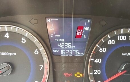 Hyundai Solaris II рестайлинг, 2012 год, 820 000 рублей, 16 фотография