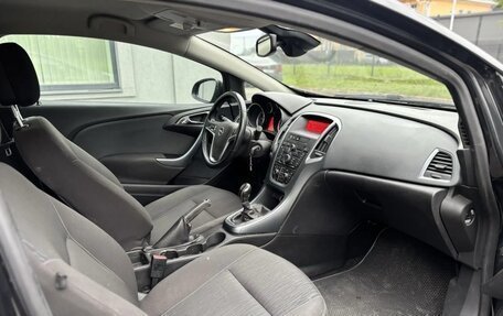 Opel Astra J, 2012 год, 570 000 рублей, 2 фотография